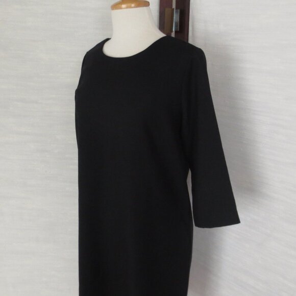 Gap Black Classic Minimalist Shift LBD Dress with Three Quarter Sleeves Zip Back - Picture 4 of 5